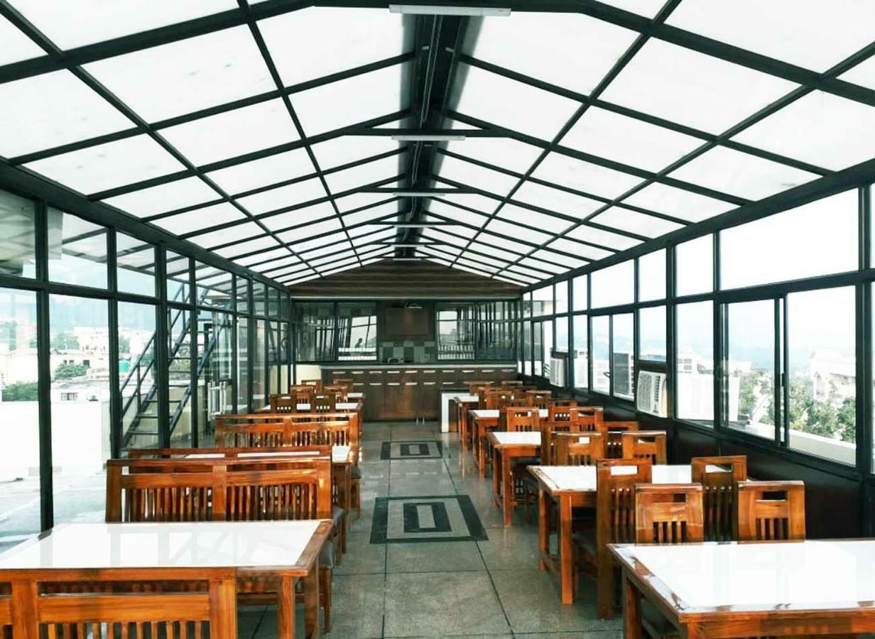 Hotel Katra Royal Stay Luaran gambar